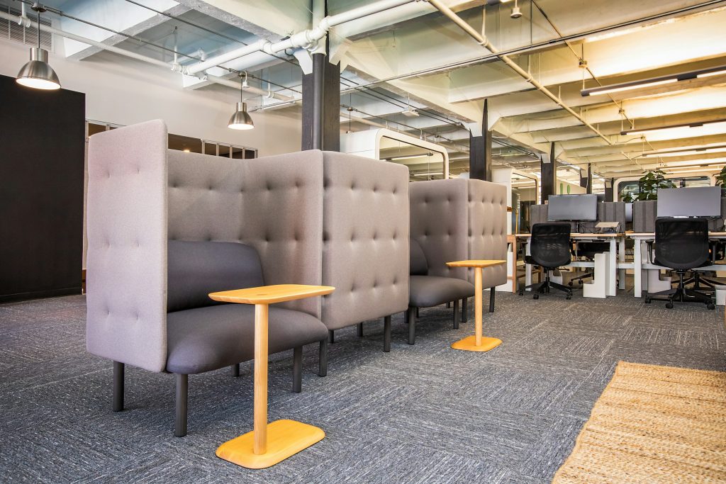 How to Make Small Office Spaces Feel Larger